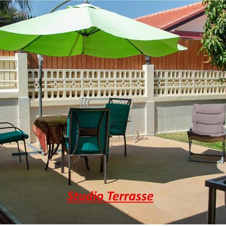 Residence Chez Nous Phuket Rawai Buitenkant foto