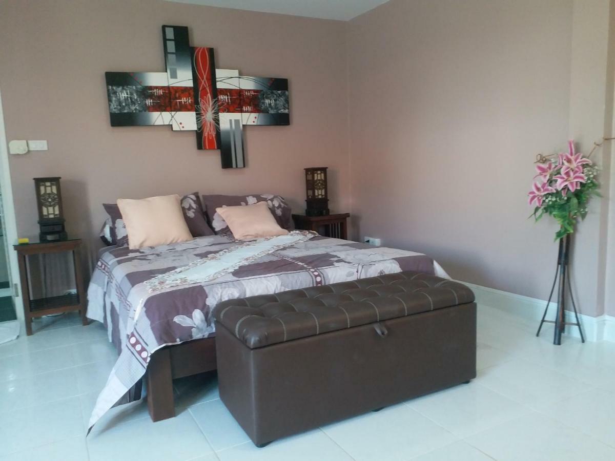 Residence Chez Nous Phuket Rawai Buitenkant foto