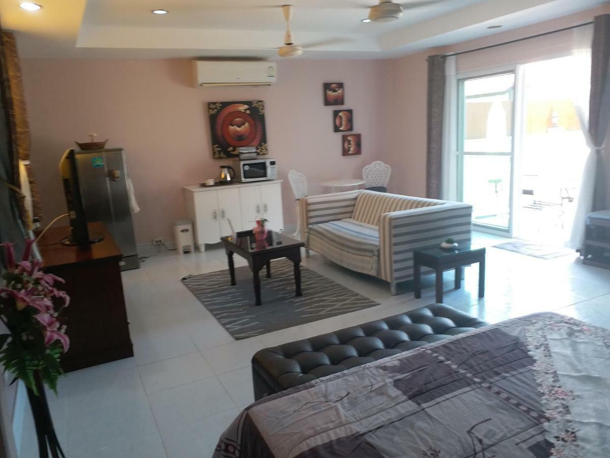Residence Chez Nous Phuket Rawai Buitenkant foto