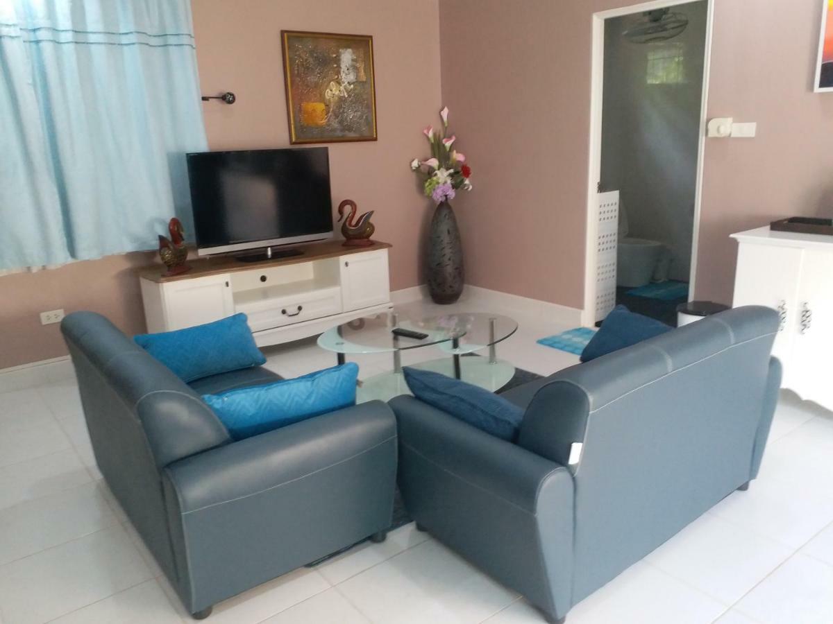 Residence Chez Nous Phuket Rawai Buitenkant foto