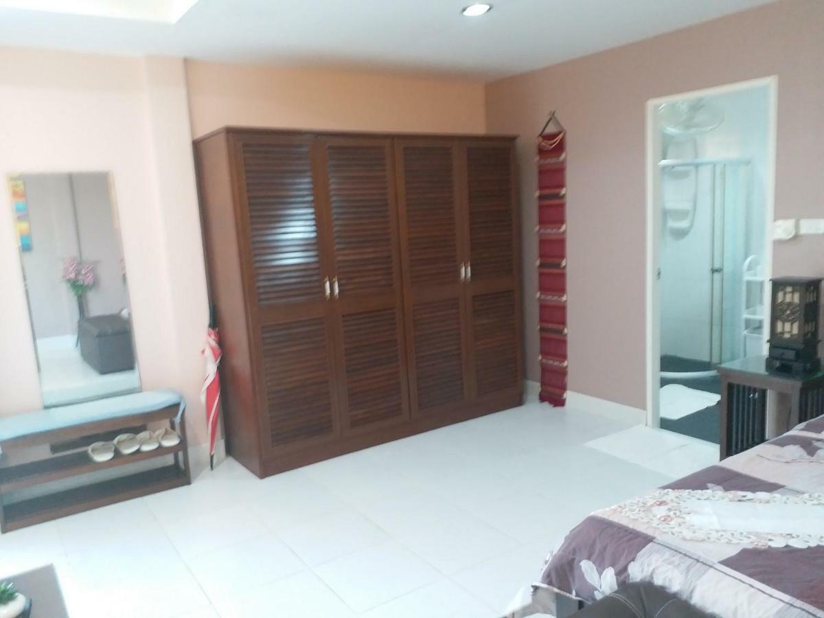 Residence Chez Nous Phuket Rawai Buitenkant foto